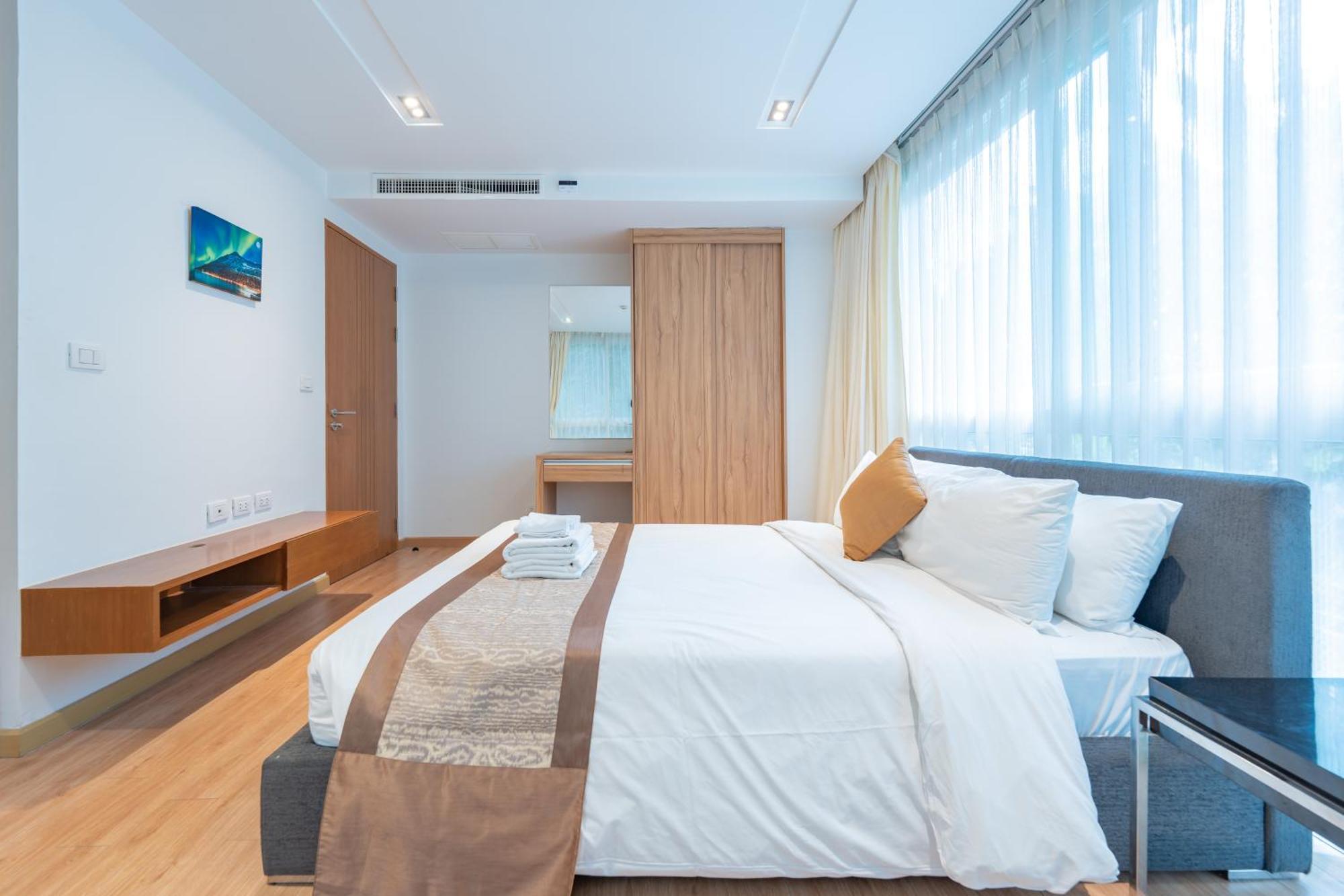 The Privilege Residence Patong Bagian luar foto